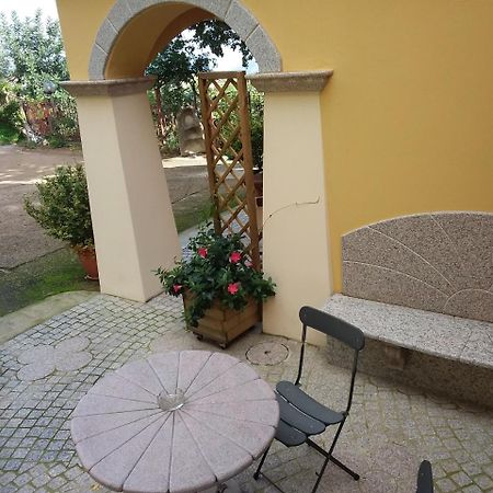 Le Roverelle Ilbono Exterior photo