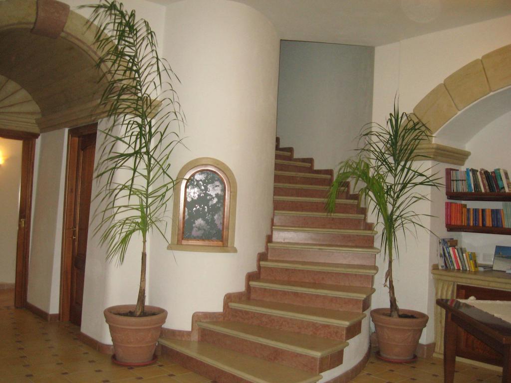 Le Roverelle Ilbono Exterior photo